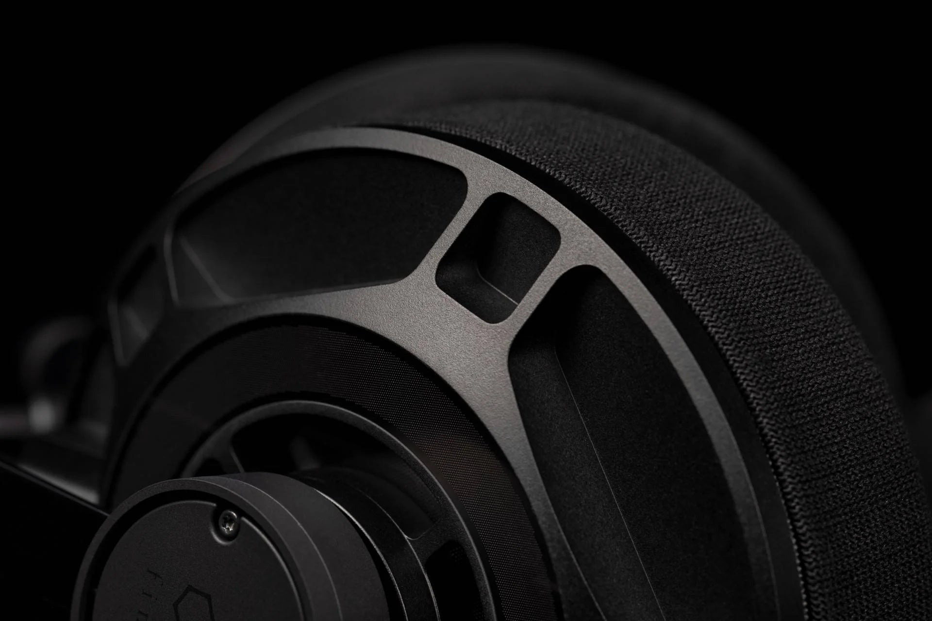 Final D7000 - Planar Magnetic Headphones