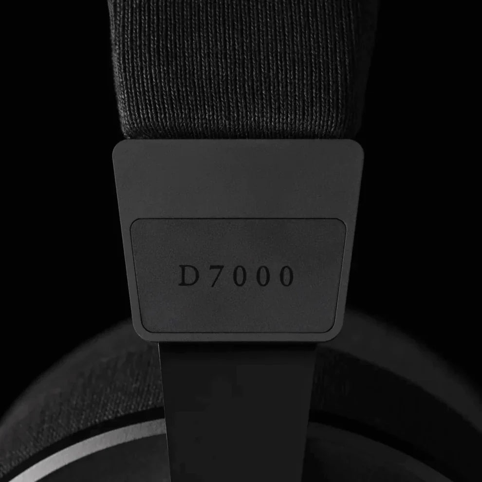 Final D7000 - Planar Magnetic Headphones